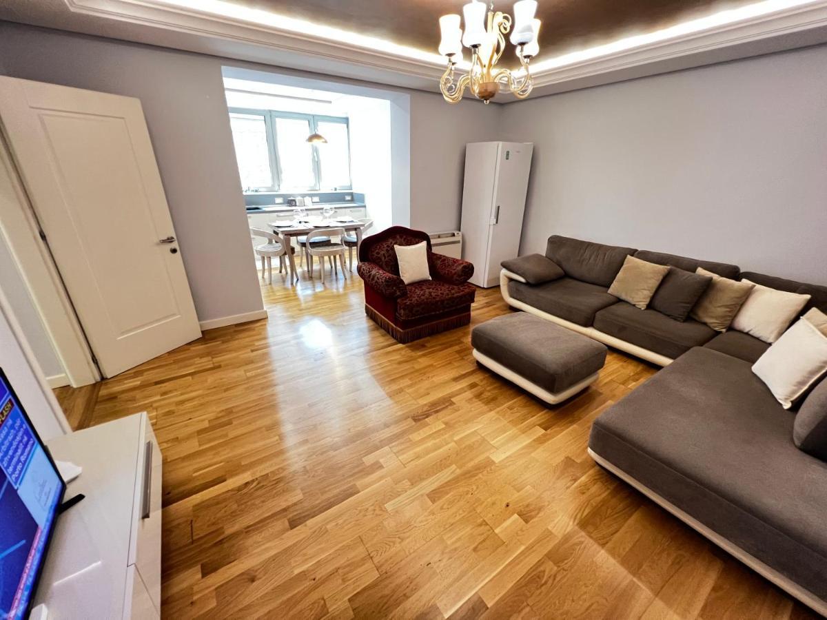 Appartement Tirana Center Extérieur photo